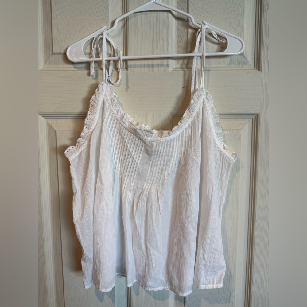Tie shoulder top